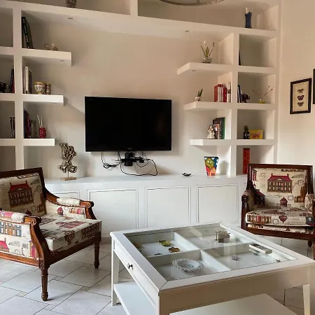 Апартаменты Centro Storico, Piazza Carmine: La Casa Di Angela *