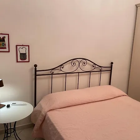 Centro Storico, Piazza Carmine: La Casa Di Angela Appartamento
