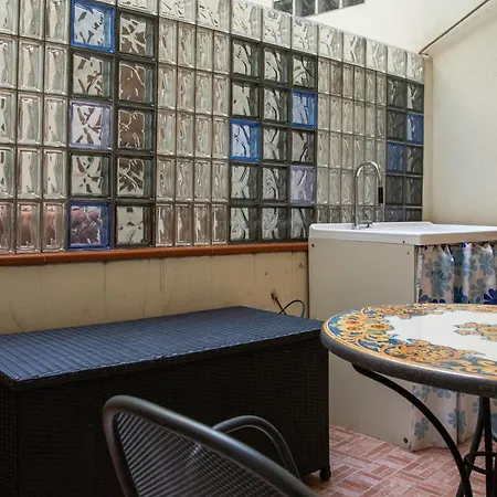 Appartamento Centro Storico, Piazza Carmine: La Casa Di Angela