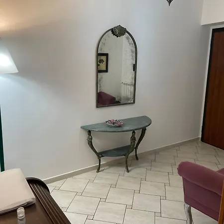 Centro Storico, Piazza Carmine: La Casa Di Angela Lejlighed *