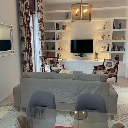 Appartamento Centro Storico, Piazza Carmine: La Casa Di Angela