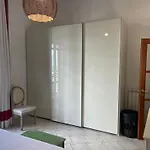 Apartment Centro Storico, Piazza Carmine: La Casa Di Angela *