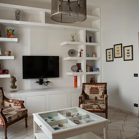 Appartement Centro Storico, Piazza Carmine: La Casa Di Angela