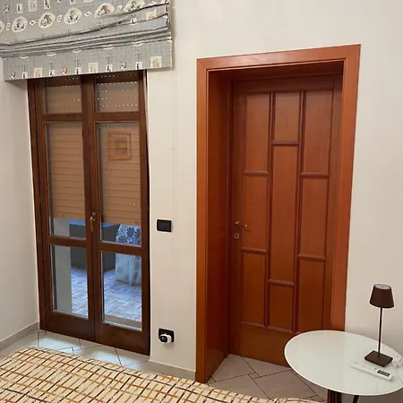 Apartment Centro Storico, Piazza Carmine: La Casa Di Angela
