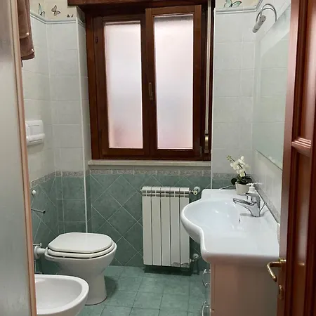 Apartman Centro Storico, Piazza Carmine: La Casa Di Angela