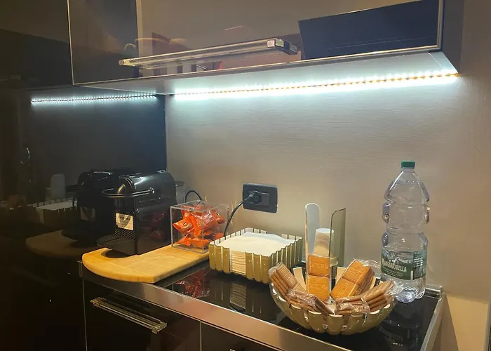 Centro Storico, Piazza Carmine: La Casa Di Angela רג'יו די קאלאבריה