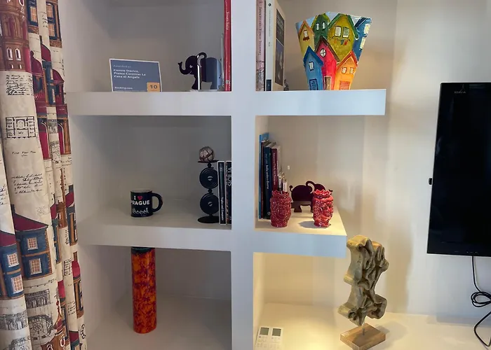 דירה Centro Storico, Piazza Carmine: La Casa Di Angela רג'יו די קאלאבריה