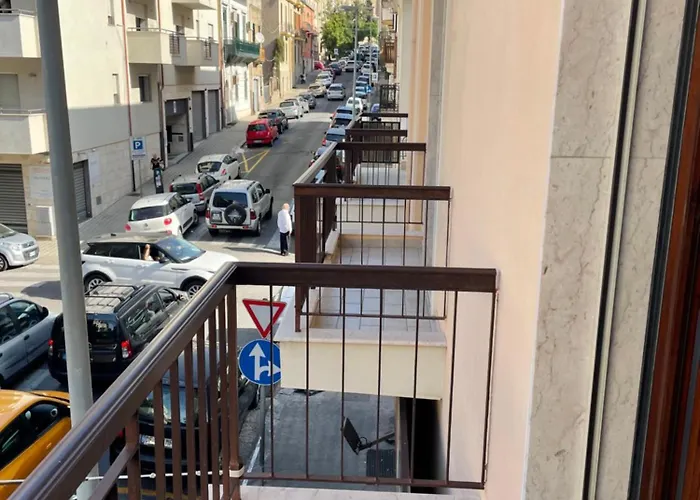 Centro Storico, Piazza Carmine: La Casa Di Angela * רג'יו די קאלאבריה