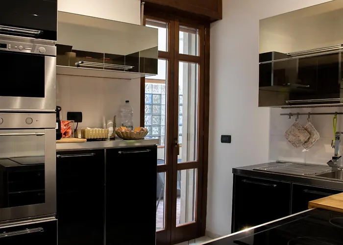 Centro Storico, Piazza Carmine: La Casa Di Angela רג'יו די קאלאבריה