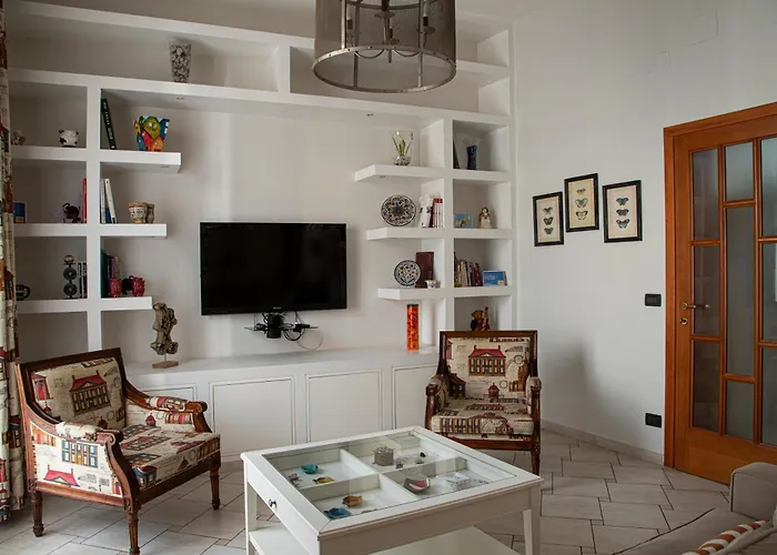 Apartment Centro Storico, Piazza Carmine: La Casa Di Angela