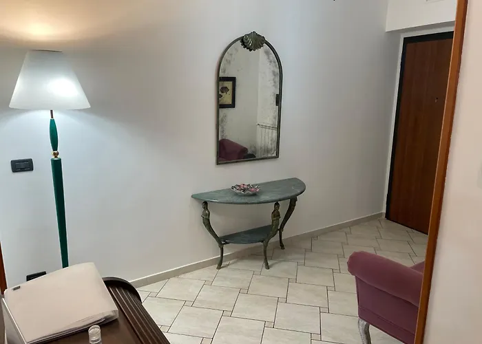 Centro Storico, Piazza Carmine: La Casa Di Angela Apartment *