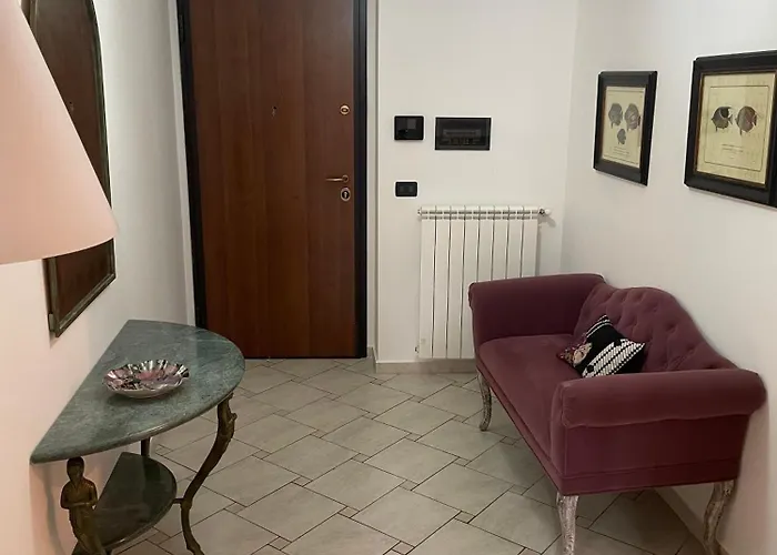 Apartment Centro Storico, Piazza Carmine: La Casa Di Angela