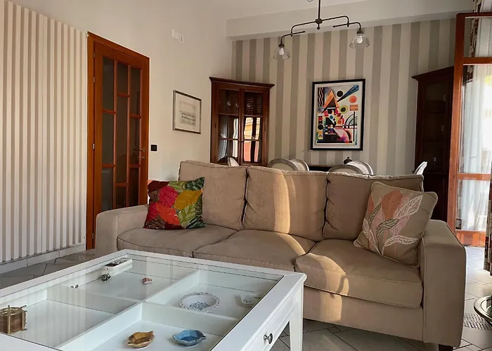 Centro Storico, Piazza Carmine: La Casa Di Angela רג'יו די קאלאבריה